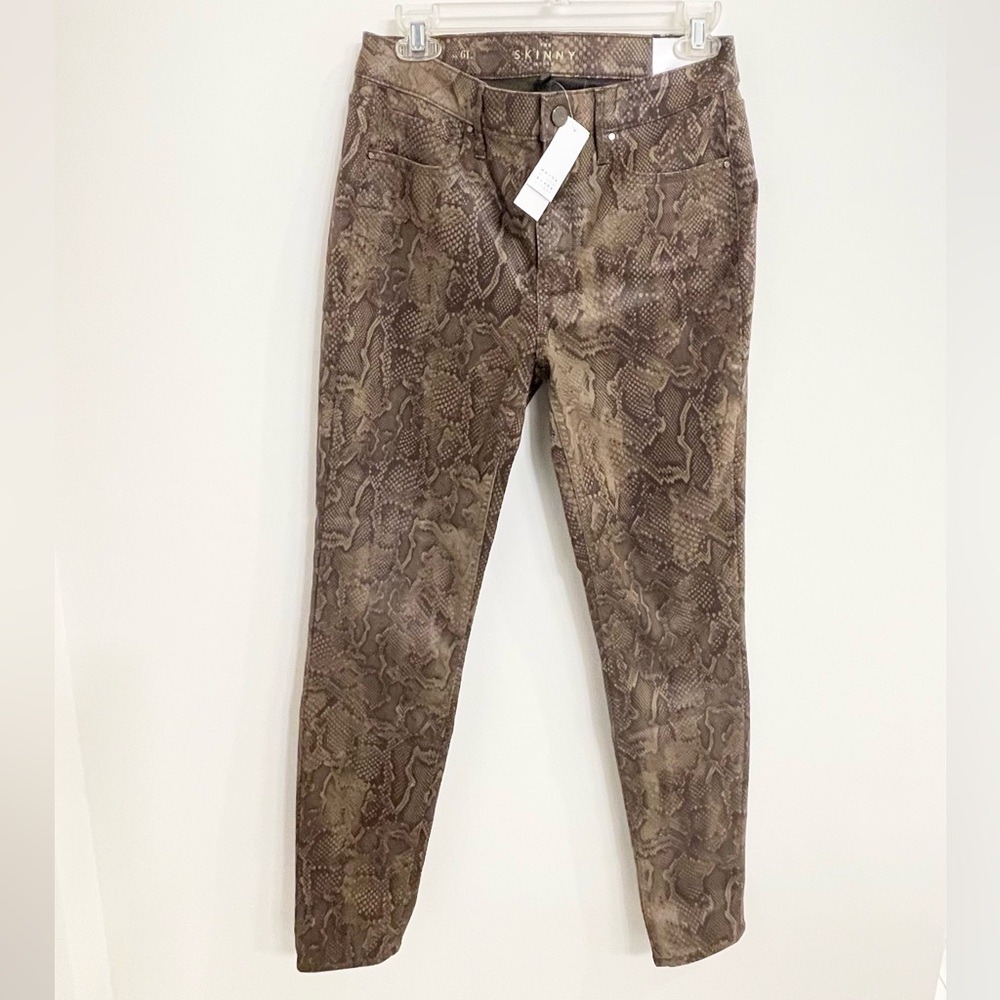NWT White House Black Market Brown Snakeskin Dress Pants – Size 6
